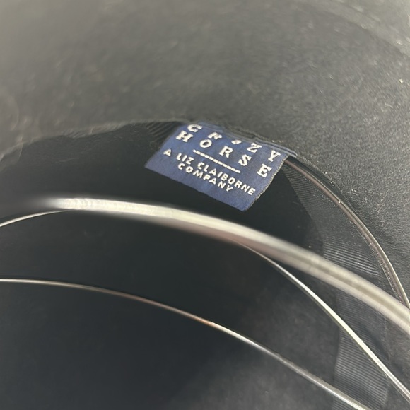 Crazy Horse-Liz Claiborne 100% Wool with Velvet Band & Bow Cloche Hat - Picture 7 of 7